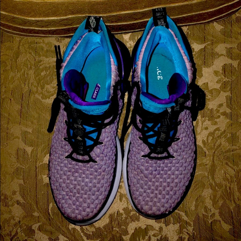 LOB Nike Basketball shoes